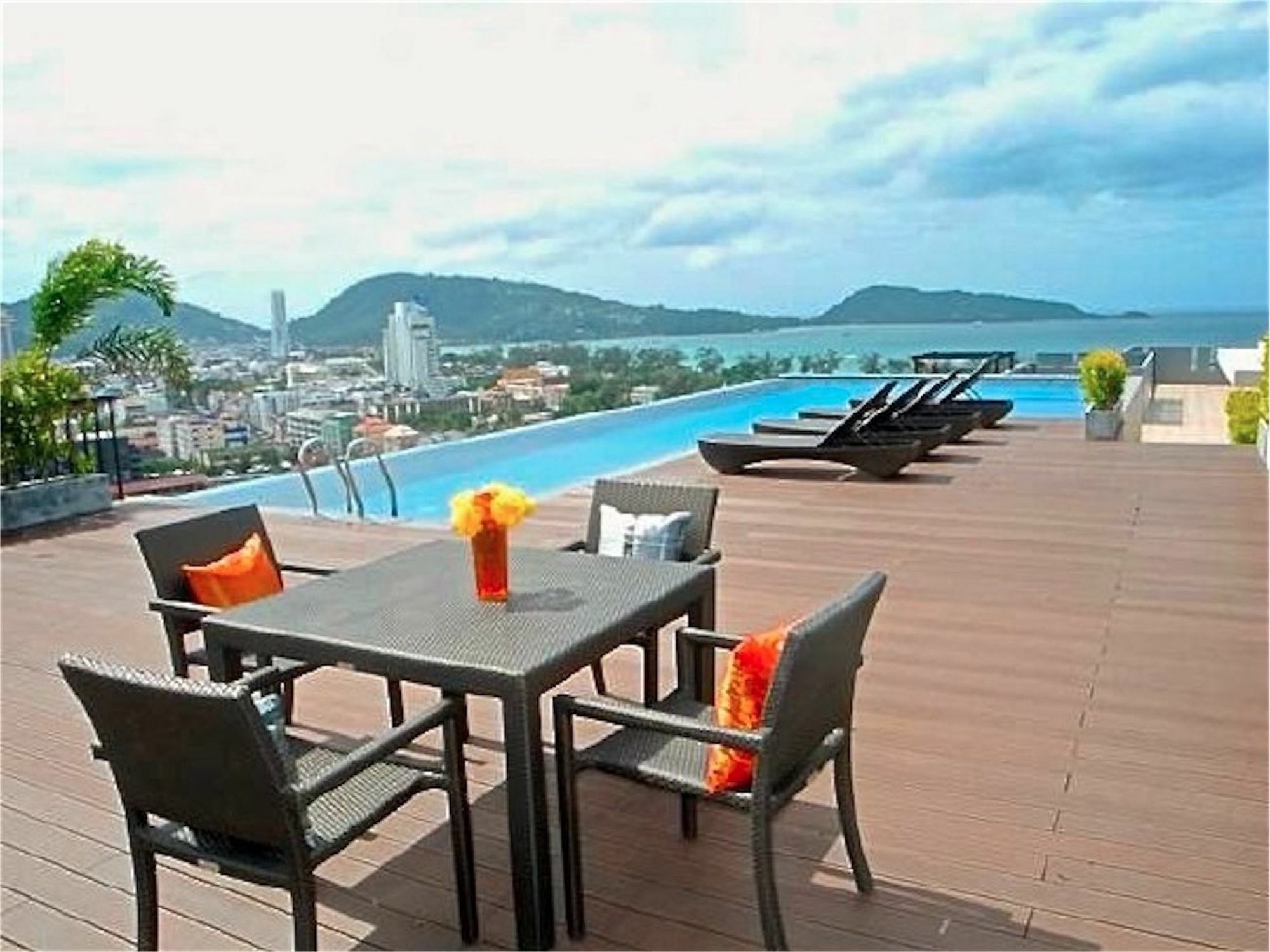 Bliss Patong 2 Bedrooms Apartment Dış mekan fotoğraf